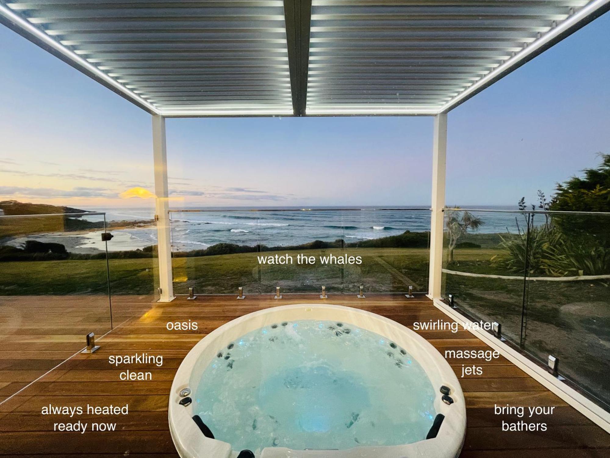 Saltwater - Absolute Oceanfront, Fire Pits, Some Villas With Hot Tubs And Sauna Falmouth Exterior photo