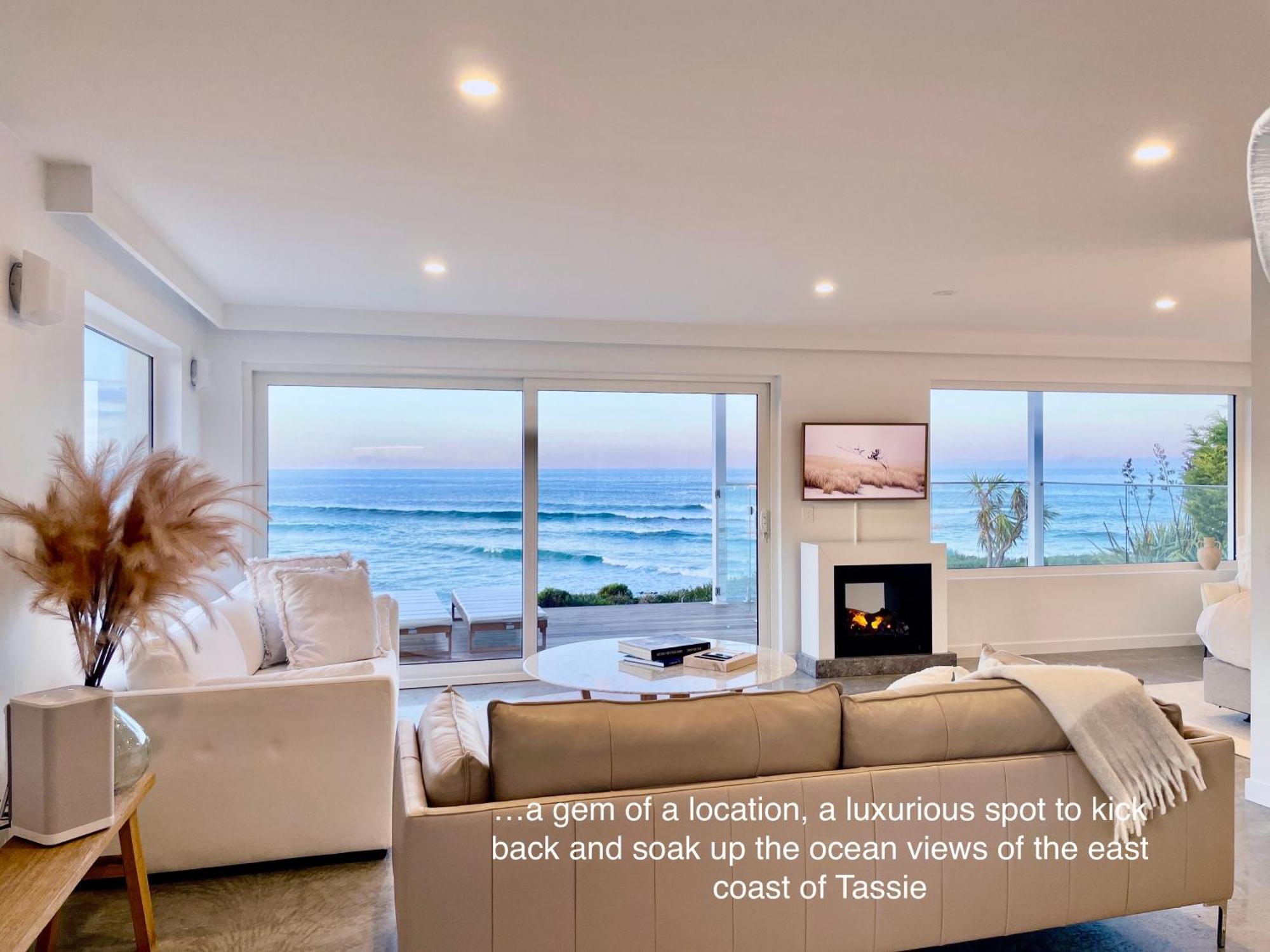 Saltwater - Absolute Oceanfront, Fire Pits, Some Villas With Hot Tubs And Sauna Falmouth Exterior photo